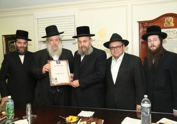 ביקור ראש עיריית בני ברק במשרדי בוני עולם בניו יורק